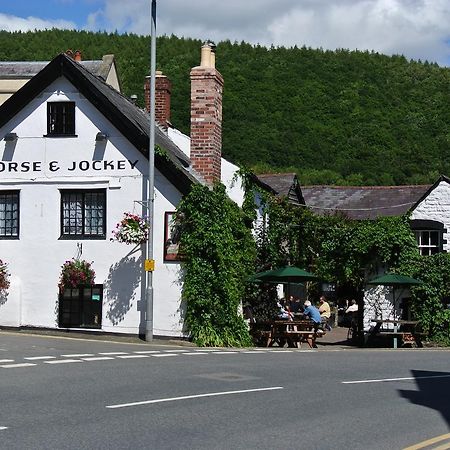 The Horse & Jockey Inn Knighton  Extérieur photo