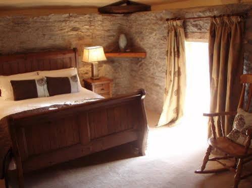 The Horse & Jockey Inn Knighton  Extérieur photo