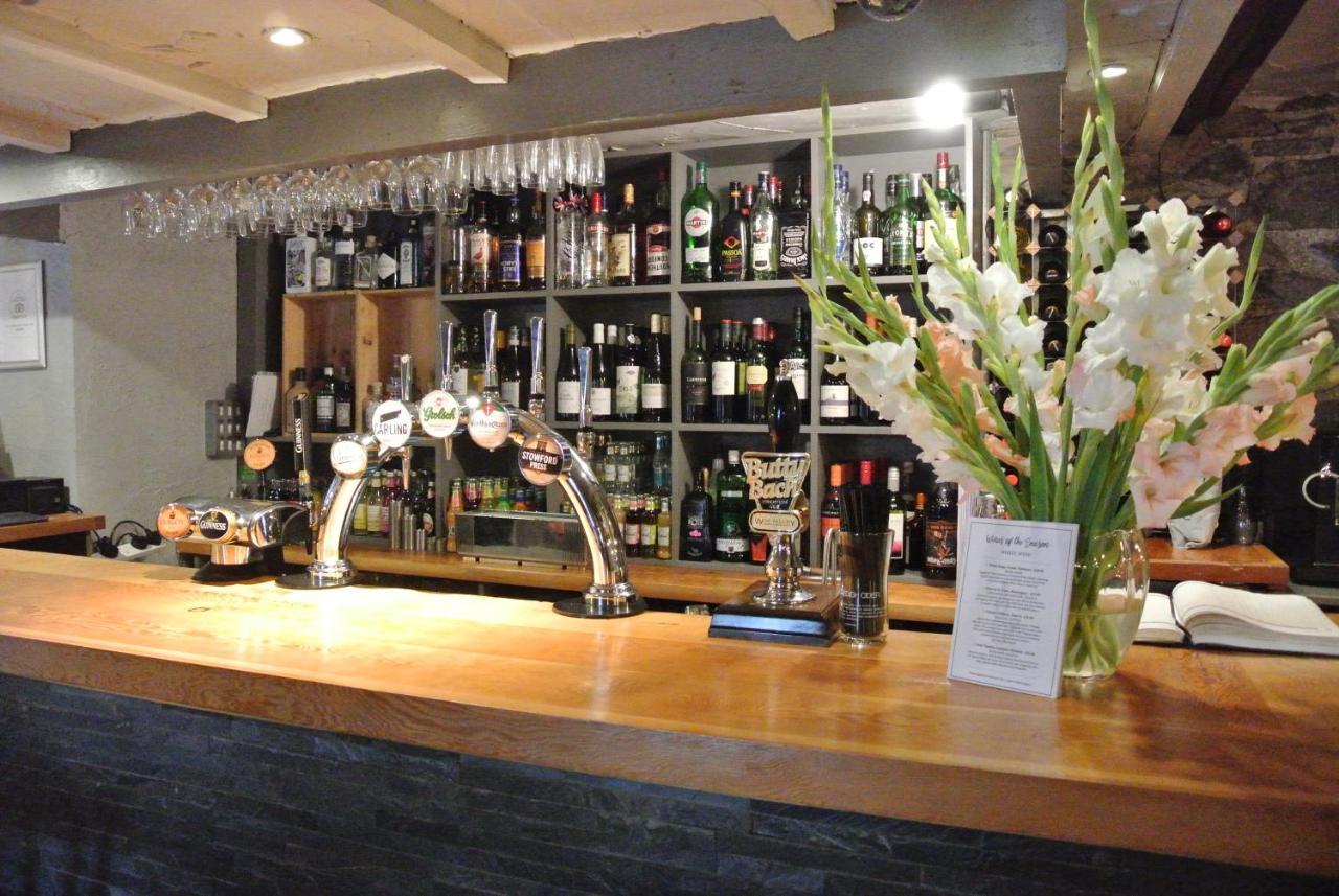 The Horse & Jockey Inn Knighton  Extérieur photo